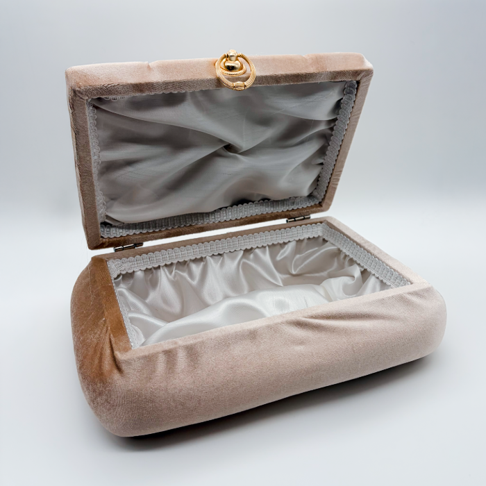 Tekli Bohça Sandık – Einzelne Çeyiz-Truhe