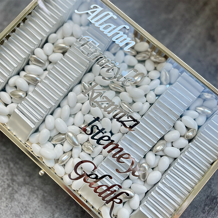 "Allahın emriyle kızınızı istemeye geldik" Schriftzug aus Plexiglas - Pleksi Kelimeler