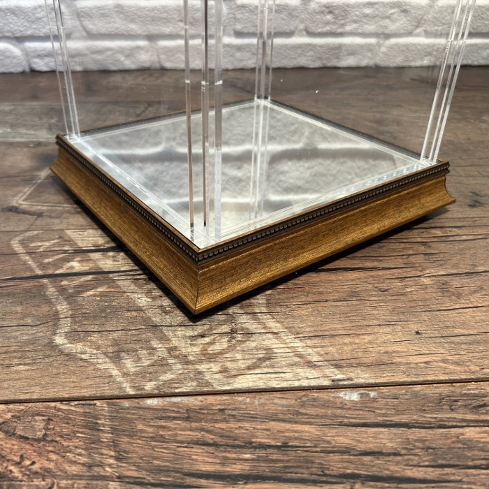 Pleksi Cam Sandık – Plexiglas Truhe für Çeyiz in Gold