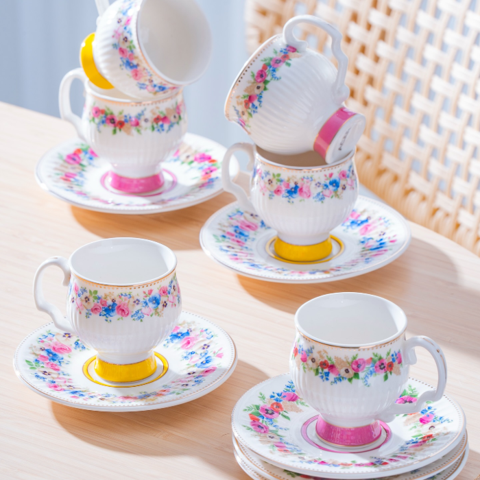 Acar Flora Mokkatassenset für 6 Personen