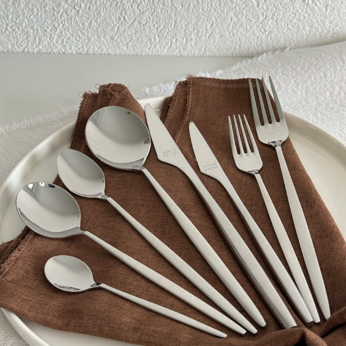 Almina Lavina Besteckset für 6 Personen