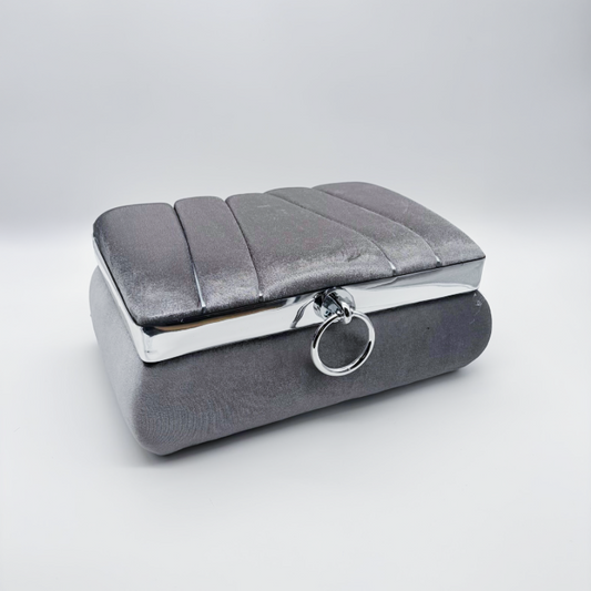 Tekli Bohça Sandık – Einzelne Çeyiz-Truhe