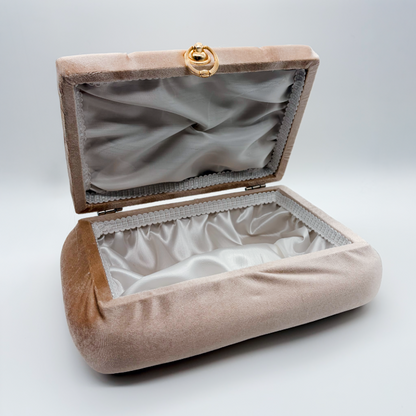 Tekli Bohça Sandık – Einzelne Çeyiz-Truhe