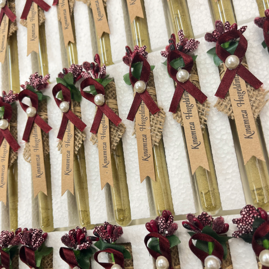 Hediyelik Kına – Henna Gastgeschenk, Bordeaux