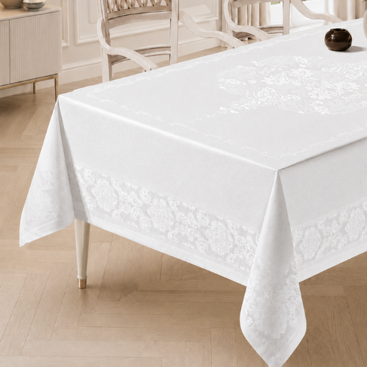 Dertsiz Masa Örtüsü – Wasserabweisende Tischdecke, Weiß, 160 × 220 cm